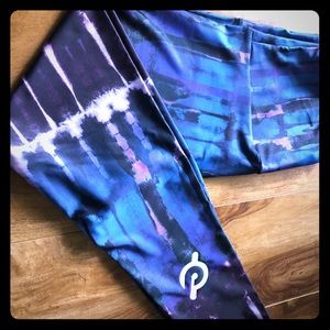Peloton x Onezie Capri - Like New!